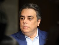 Асен Василев за инцидента със служител на НСО и журналист: Пълно самозабравяне