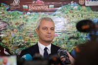Костадин Костадинов: Гласувах за български президент, а не за президент на българите
