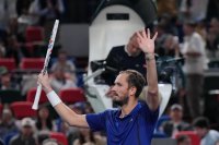 Отказване на Бублик прати Медведев на финал в Алмати