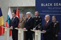 Военните министри на България, Турция и Румъния с остра реакция на поредния удар с дронове в българската икономическа зона в Черно море