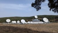 Палежите на "Старлинк": Сблъсък между управляващи и опозиция