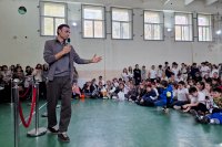 Бербатов се срещна с ученици и млади футболисти в Стара Загора