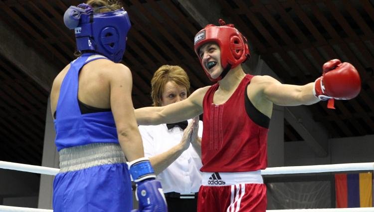 две българки осигуриха медал бокс