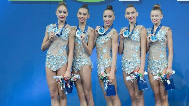 ансамбълът българия художествена гимнастика представи официално новите съчетания предстоящия сезон