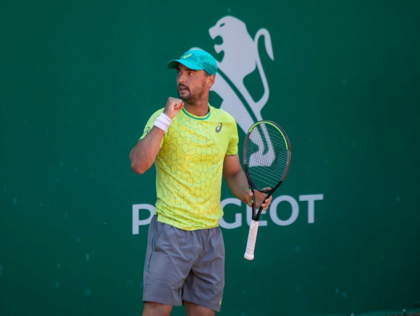 Димитър Кузманов е на 1/4-финал в Лисабон