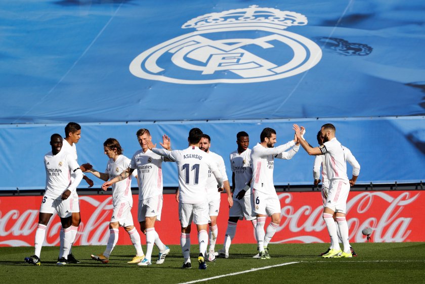 Реал (Мадрид) победи Валенсия и диша във врата на Атлетико