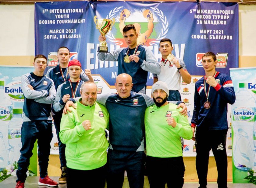 българия представена седем боксьори световното киелце