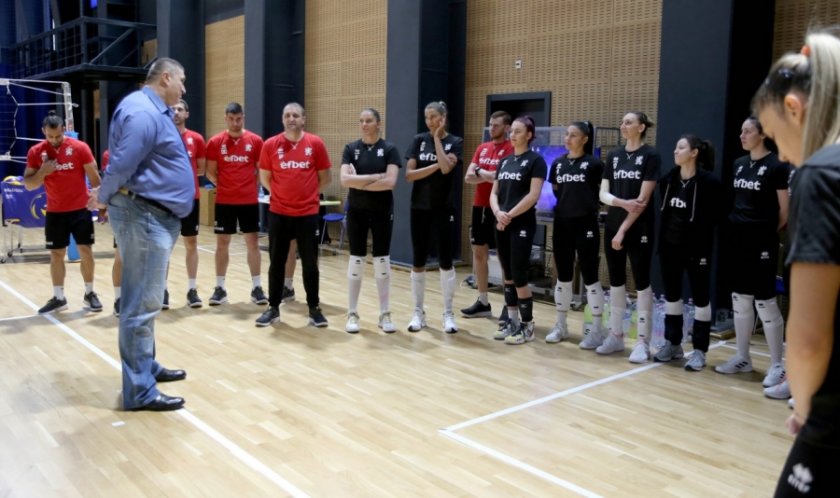 Любо Ганев към националките: Това е годината на женския волейбол