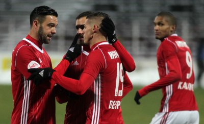 "Червените" преминаха медицински изследвания