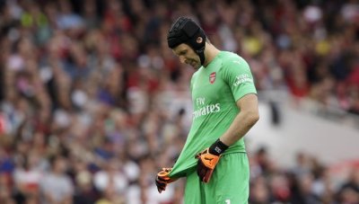 Емери: Чех ще продължава да е титуляр, вярвам в него