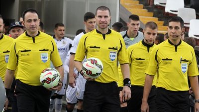 Кабаков с нов престижен наряд в Европа