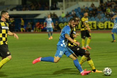 Монтана обърна Ботев (Пд), треньорът на канарчетата подаде оставка