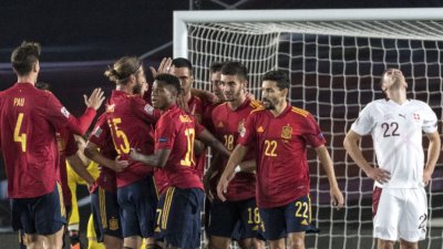 Испания с труден успех срещу Швейцария вкъщи