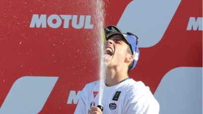 Жоан Мир е новият световен шампион в Moto GP