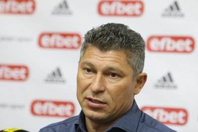 Балъков: Няма да изневеряваме на нашия стил на игра