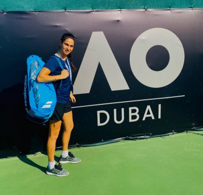 Изабелла Шиникова елиминира втората поставена в квалификациите за "Australian Open"