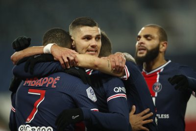 ПСЖ поведе в Лига 1 след измъчена победа над Анже