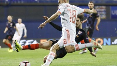 Хърватия направи изключителен мач и победи Испания