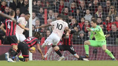 Юнайтед надви Борнемут в последните секунди