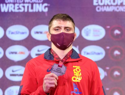 Мирослав Киров: Посвещавам медала на семейството си