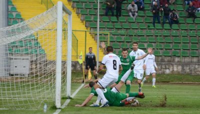 Славия ще играе бараж за ЛЕ след втори успех над Ботев Враца