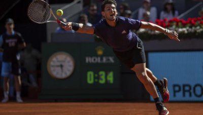 Федерер бе отстранен от Тийм, австриецът срещу Джокера на полуфинал