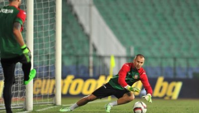 Черно море разтрогна с двама национали