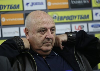 Венци Стефанов: Бербатов е предател и не става за БФС