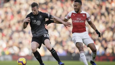 Обамеянг не спира да вкарва, с 2 негови гола Арсенал победи Бърнли