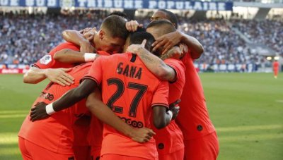 ПСЖ с победа в исторически мач за Буфон