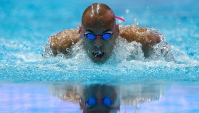 Антъни Иванов седми на 200 метра бътерфлай в Глазгоу