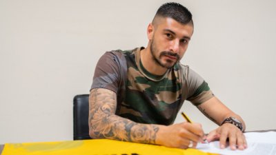 Ботев с първа лятна покупка