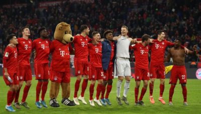 Байерн с класическа победа в дербито срещу Борусия