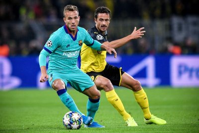 Юве плати над 70 млн. за Артур