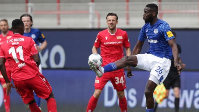 Шалке 04 стъпи накриво срещу Унион