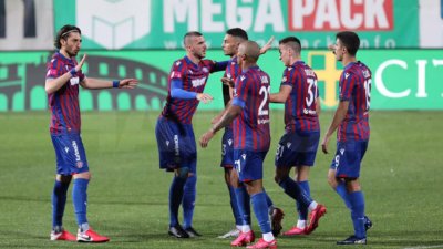 Кристиан Димитров с цял мач за победа на Хайдук