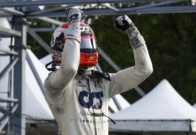 Пиер Гасли с дебютен успех във Формула 1 след лудо състезание на "Мoнца"