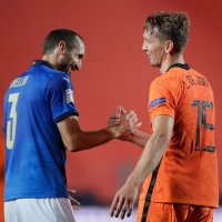 Куп пропоски лишиха Италия и Нидерландия от първото място