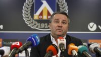 Славиша Стоянович може да се размине с Левски