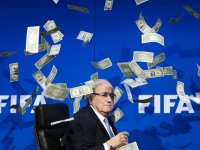 ФИФА ще съди Блатер за половин милиард швейцарски франка