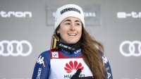 София Годжа с трета победа за сезона в спускането