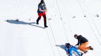 Ски скачач в изкуствена кома след падане в Планица