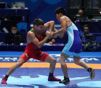 Иво Ангелов повежда борците на олимпийска квалификация в Будапеща