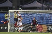 Колумбия продължава със стопроцентов актив към 1/4-финалите, Аржентина хвана последния влак (видео)