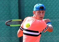 Александър Лазаров победи бивш №12 в света на турнира по тенис в Белград