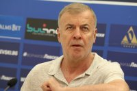 Сираков: При Левски няма да има тирета, запетайки или точки