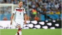 Световен шампион с Германия спира с футбола